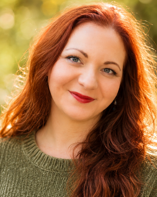Photo of Dr. Julie Vinci, Marriage & Family Therapist, PhD