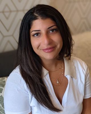 Photo of Yasaman Haghighat, Registered Psychotherapist in M4P, ON
