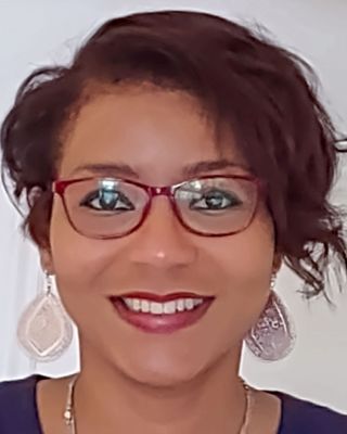 Photo of Stephanie Thom, Licensed Professional Counselor, LPC