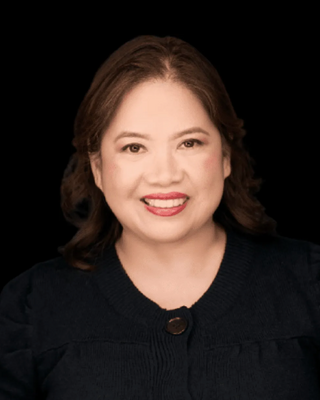 Photo of Regina Dizon, Psychiatric Nurse Practitioner