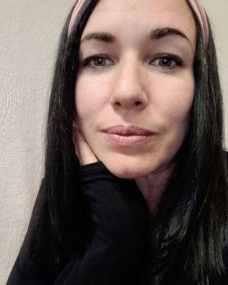 Photo of Trish Fonteine - Men's Therapy | Addiction Therapy - Trish , Registered Psychotherapist (Qualifying)