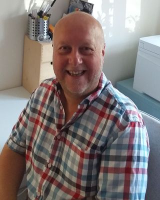 Photo of Cain Snipp, Psychotherapist, MSc, ACP