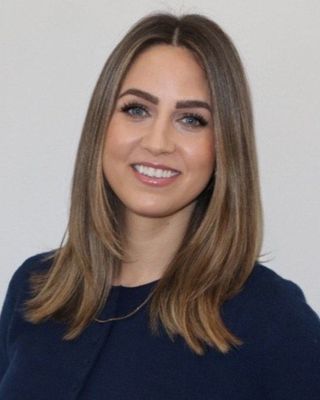 Photo of Andrea Davies, Registered Psychotherapist (Qualifying)