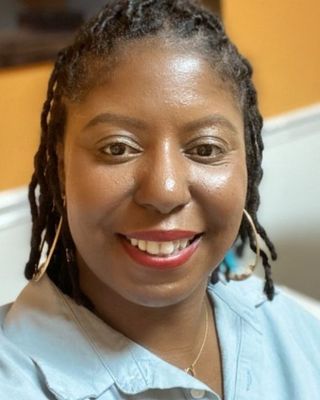Photo of Shombee Marshall, MS,  LPC, Licensed Professional Counselor