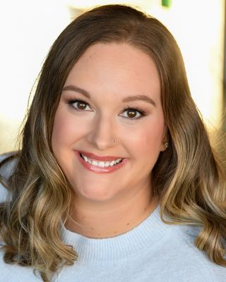 Photo of Ashley Castillow, Clinical Social Work/Therapist, LICSW