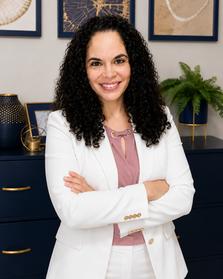 Photo of Itsuannette Canales, Marriage & Family Therapist, LMFT, BSM