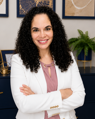 Photo of Itsuannette Canales, Marriage & Family Therapist, LMFT, BSM