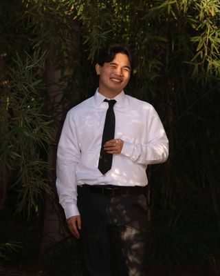 Photo of Rolan Huỳnh, Pre-Licensed Professional, BA, AMFT
