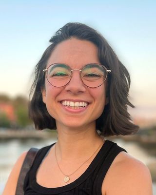 Photo of Sara Bonnick, Counselor, LMHC, ATR
