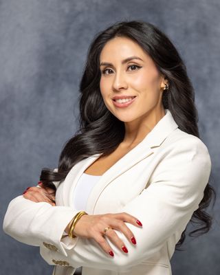 Photo of Dr. Jess Garnica, Psychiatric Nurse Practitioner, DNP, APRN, PMHNP