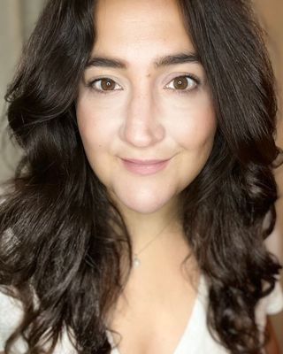 Photo of Katlund 'kat' Iandosca, Clinical Social Work/Therapist, LICSW