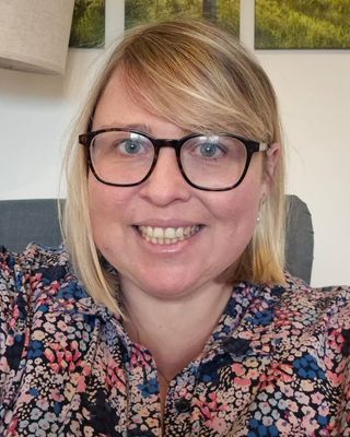 Photo of Anna Niewiadomska, Psychotherapist, MA, MBACP