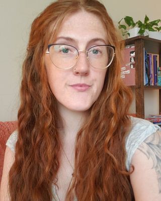 Photo of Dale Marie Romleski, Art Therapist, LCAT, ATR-BC, CCTP