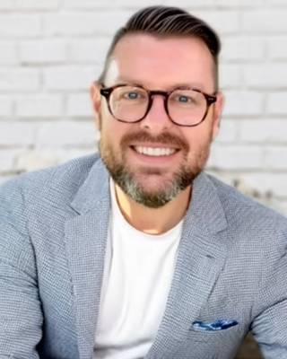 Photo of Shawn Malugin, Psychiatric Nurse Practitioner, PMHNP