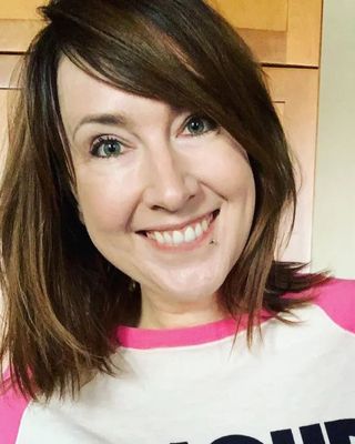Photo of Jackie Ferris, Registered Psychotherapist (Qualifying), DCiiAT, BAh