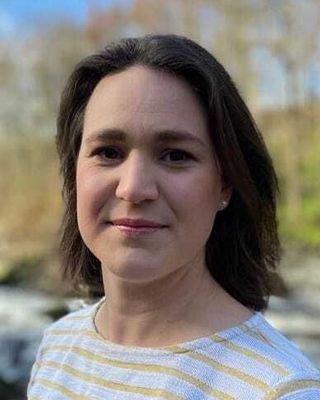 Photo of Rebecca Shannon, Counsellor, MA, MBACP Accred