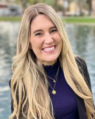 Photo of Jordan Elaine Fink Robinson, Marriage & Family Therapist, PhD