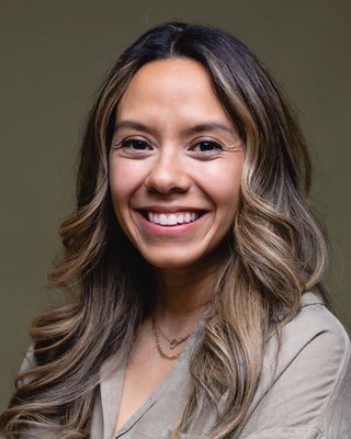 Photo of Cindy Raíces, MA, LCPC, Counselor