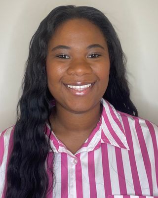 Photo of Amani Holland, Marriage & Family Therapist Intern in Drexel Hill, PA