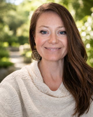 Photo of Erin Goff, Clinical Social Work/Therapist, LCSW-C