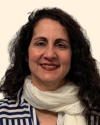 Photo of Elizabeth Burghardt, Licensed Mental Health Counselor, LMHC