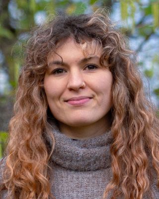 Photo of Ellie Harvey, Counsellor, MBACP