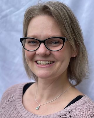 Photo of Emilie Crist, Marriage & Family Therapist, MA, LMFT