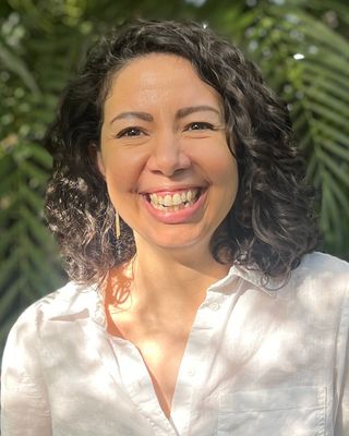Photo of Anna Dziechowski - EMDR, Couples Counseling, Somatic Therapy, CPTSD, Art Therapist, LCAT