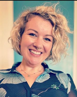 Photo of Dr. Ashley Sweet - Dr. Ashley Sweet, Sex + Relationship Therapist, Counselor, PhD, LCPC, LPC, LMHC, CST