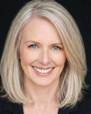 Photo of Anaya Farrell, Marriage & Family Therapist, LIMFT, AAMFT, AHCH, C-MMTTP, CYT