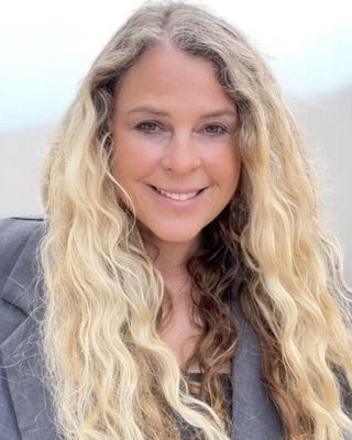 Photo of Ilona Rizzo, Psychiatric Nurse Practitioner, PMHNP