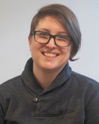 Photo of Missy Mae-Ng, Registered Social Worker, MSW, RSW