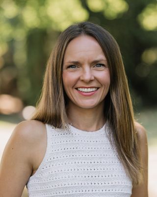 Photo of Dr. Carrie Sweetser, Psychologist, PsyD, LP