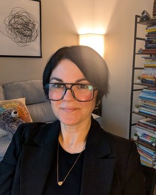 Photo of Annie Lauzon - Roaming Psychotherapy North, Registered Psychotherapist, RP, MA, BA