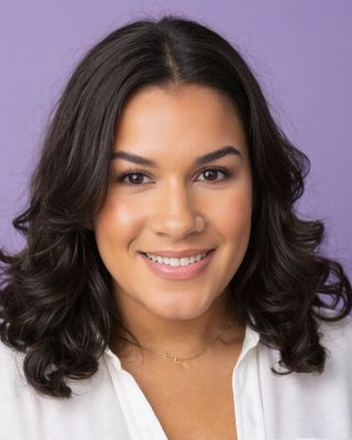Photo of Angelique Valdez, Marriage & Family Therapist Intern, MS, RMFTI