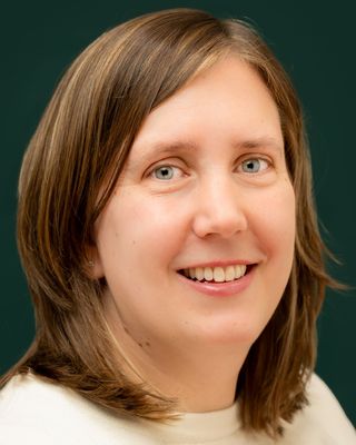 Photo of Maina Warraich, Counsellor, MBACP