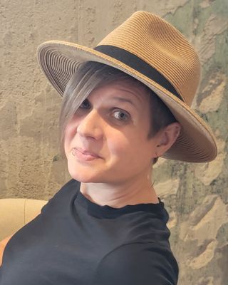 Photo of Rikki Treesh, Clinical Social Work/Therapist, LCSW