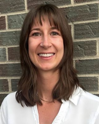 Photo of Elise Strader, Pre-Licensed Professional