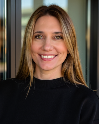 Photo of Jessie Regan, Marriage & Family Therapist, LMFT