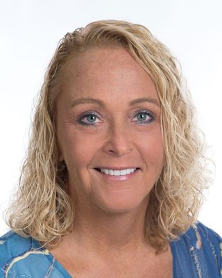 Photo of Lisa Tomsak, DO