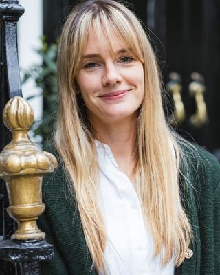Photo of Isis McLachlan, Psychotherapist, MSc, BPC