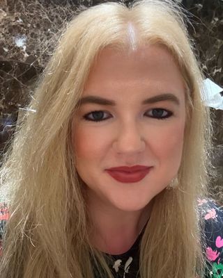 Photo of Victoria Lynn Brown, Psychotherapist, MSc, MBACP