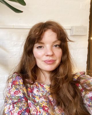 Photo of Poppy Love Oldham - Poppy - Art Therapy in South East London, Psychotherapist, MA, HCPC-Art Therap.