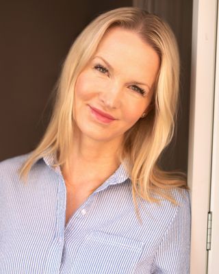 Photo of Angelica Garner - NYC Holistic Therapy , Clinical Social Work/Therapist, LMSW
