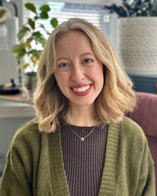Photo of Madison Borden, Pre-Licensed Professional, MA