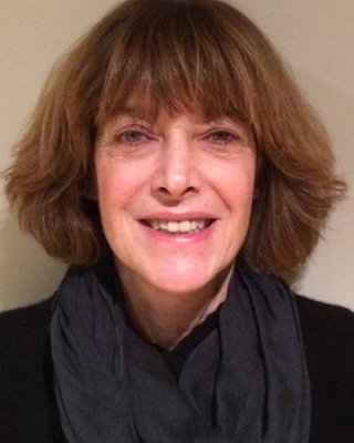 Photo of Nicola Schlesinger, Psychotherapist in Shepherd's Bush, London, England