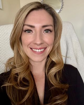 Photo of Ashley Mohler, Marriage & Family Therapist, MS, LMFT