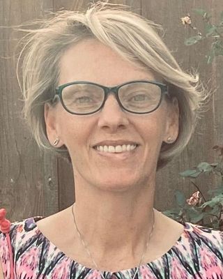 Photo of Leslie J Stansbury, Clinical Social Work/Therapist, LSW, LICDC