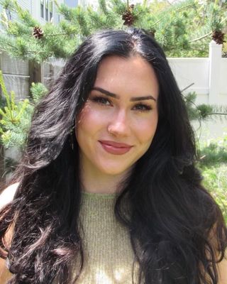 Photo of Gabby Pampu, Pre-Licensed Professional