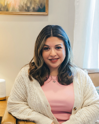 Photo of Stephanie Mata, Marriage & Family Therapist, LMFT